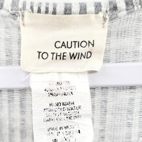 Caution To The Wind Light Gray & White Striped Sleeveless Jumpsuit Women's Sz M - Picture 4 of 7